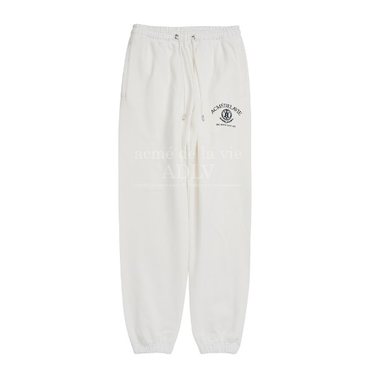ADLV-[아크메드라비] LAUREL A LOGO EMBLEM BASIC SWEAT PANTS CREAM