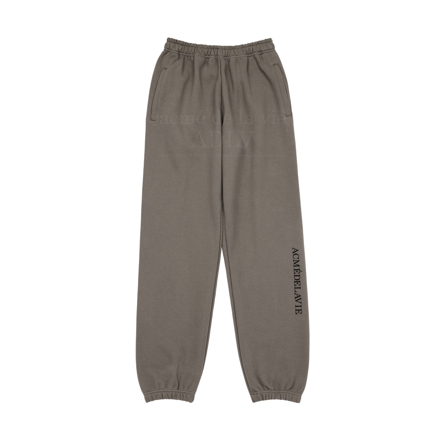 ADLV-[아크메드라비] ESSENTIAL LOGO SEASON2 TRAINING PANTS COCOA