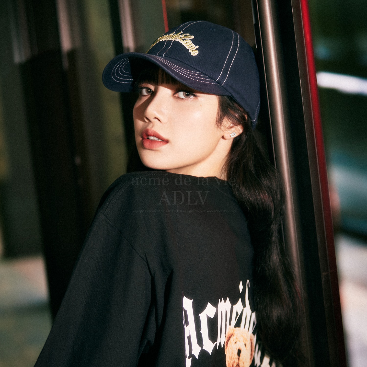 ADLV-[아크메드라비] SCRIPT LOGO COLOR EMBROIDERY BALL CAP NAVY(1월20일 입고예정)