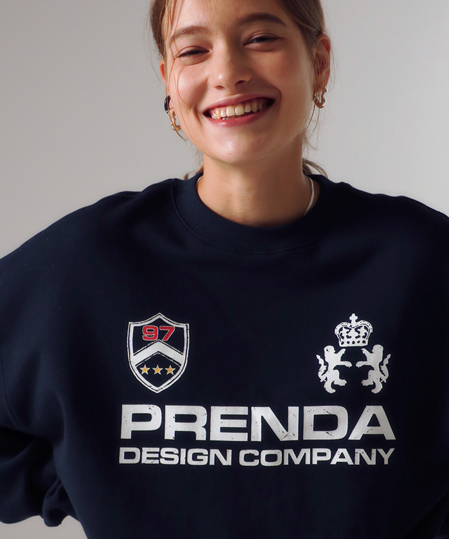 韓國PRENDA - PDC UNIFORM CREWNECK SWEATSHIRT NAVY