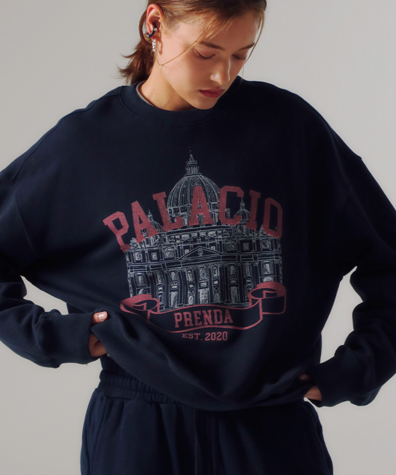 韓國PRENDA - PALACIO CREWNECK SWEATSHIRT NAVY