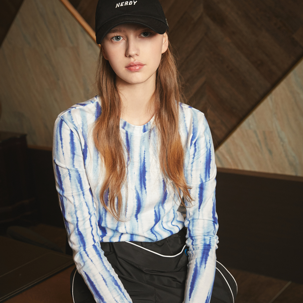 韓國 NERDY - Tiger Pattern Slim Fit Long Sleeve T-Shirt (2color)