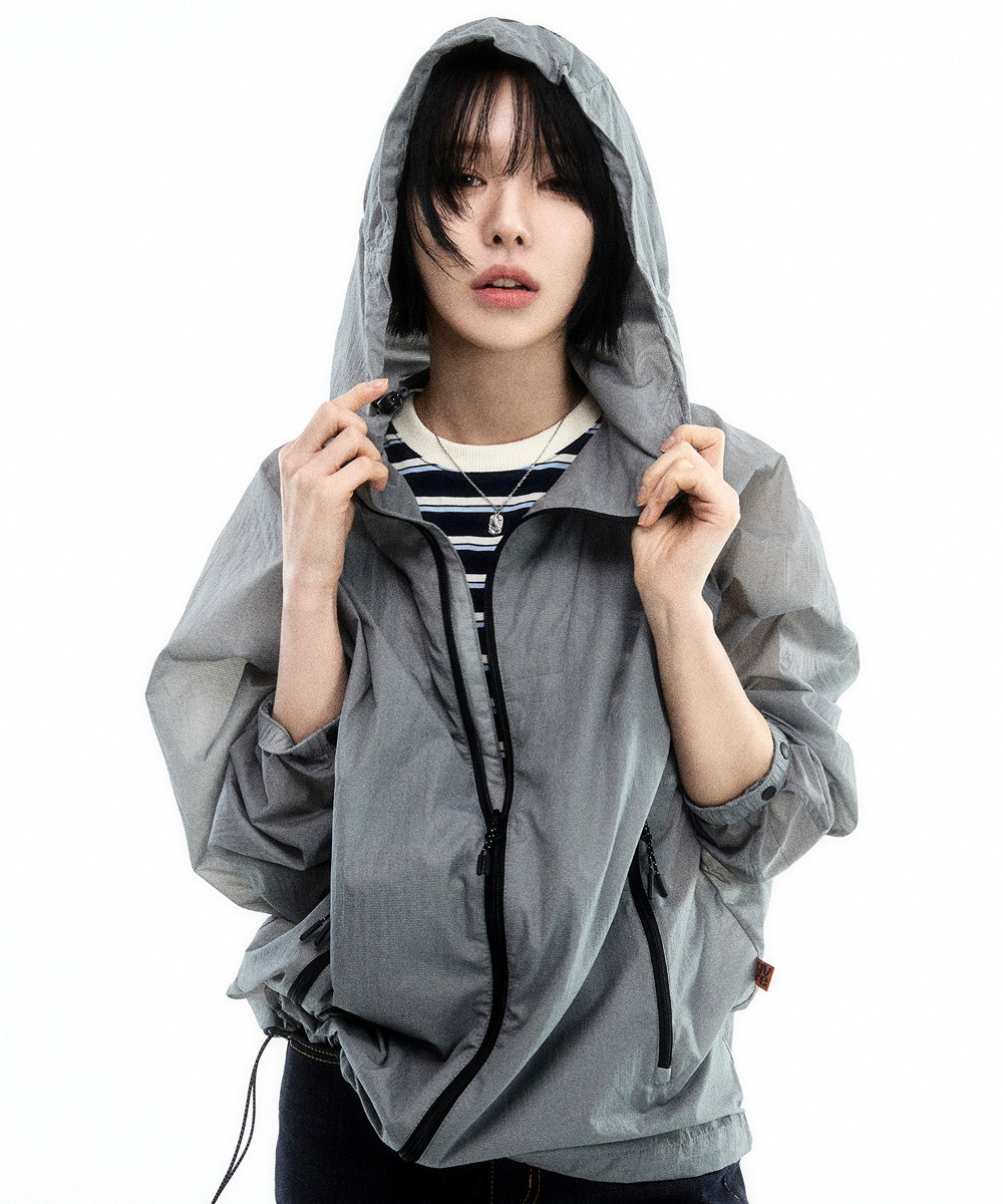 韓國GROOVE RHYME - LIGHTWEIGT AIRY WINDBREAKER (GREY)|WENDY同款