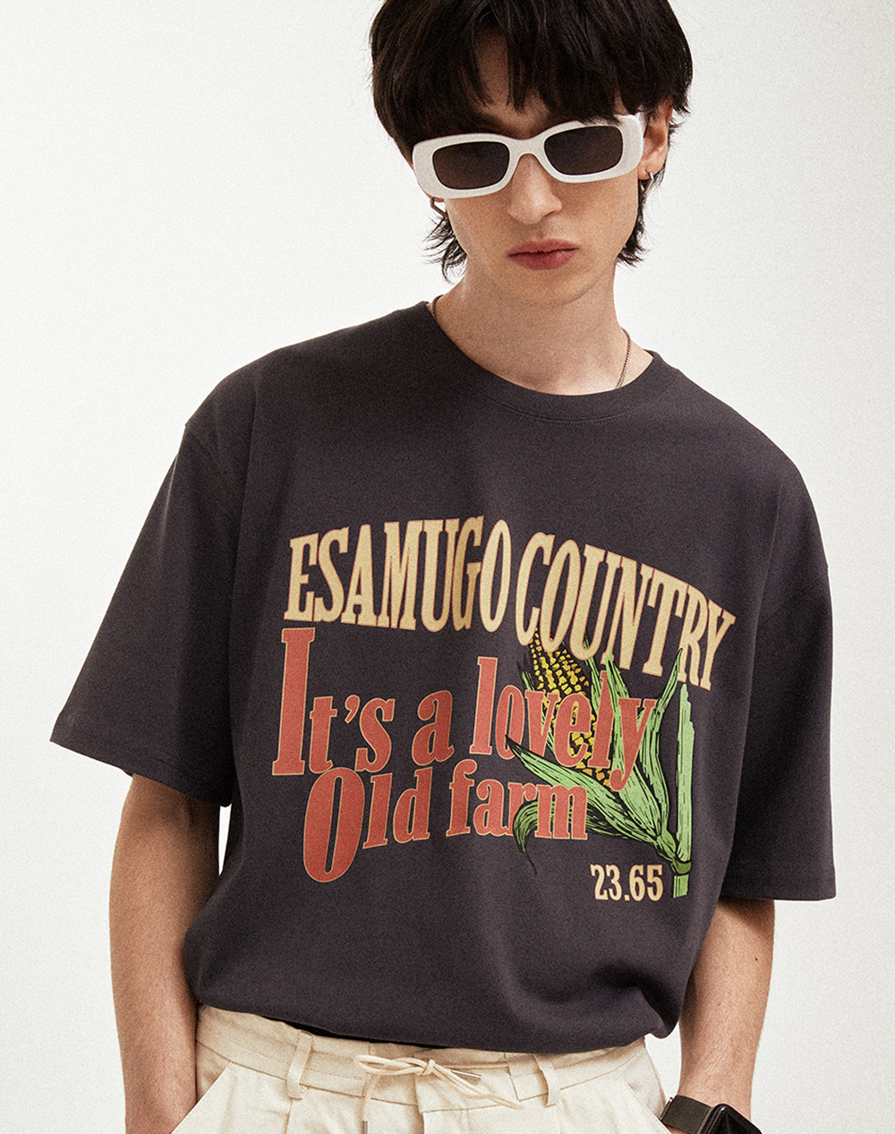 【限定優惠】韓國潮牌 23.65 CORN T-SHIRT CHARCOAL [~5/19 까지][優惠至19/5 09:00AM]