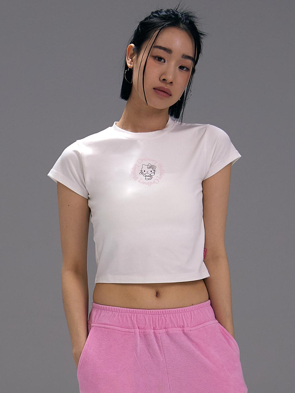 [Ordinary X Hello Kitty] Crop Slim T-shirt IVORY