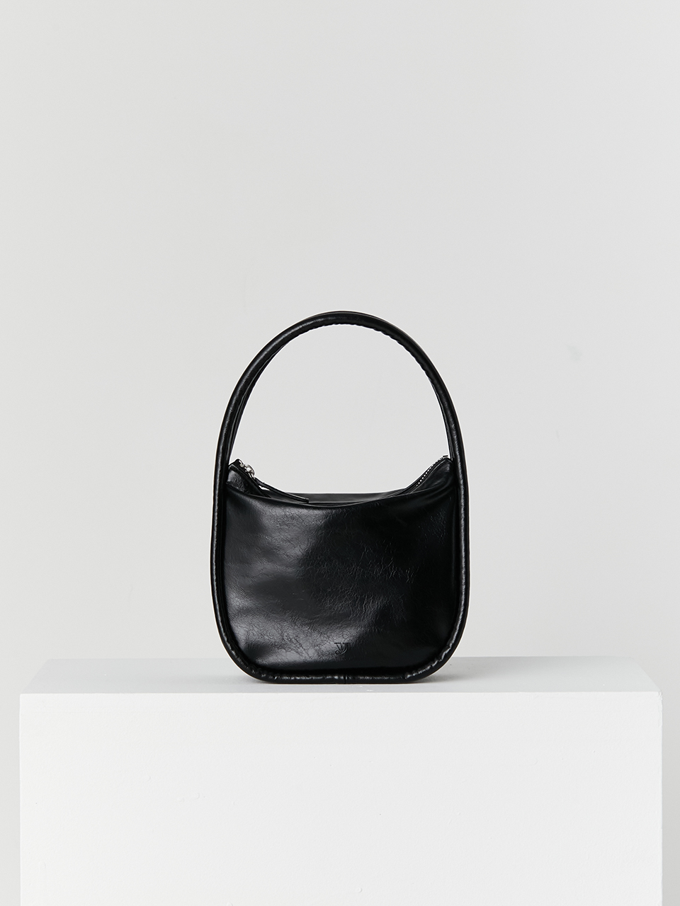 韓國YEOMIM - Oval Bag (Crinkle Black)