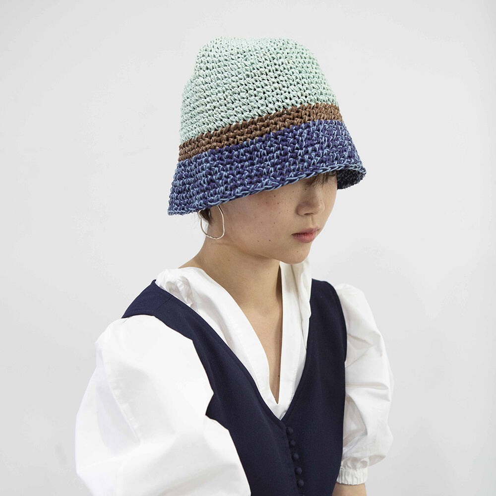 韓國 MISU A BARBE - BLOCKED BUCKET BLUE