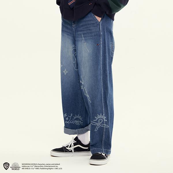 ROMANTIC CROWN-[HP X RMTC] WIZARDRY PRINTED DENIM PANTS_BLUE