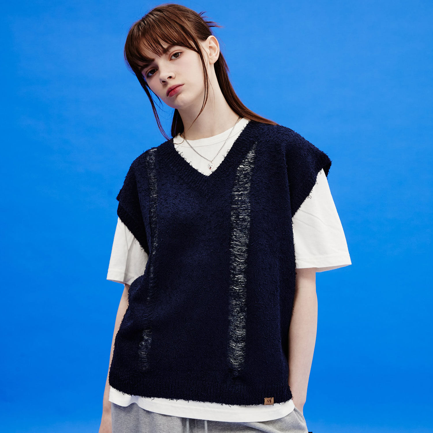 韓國WAIKEI - Scasi V-neck Vest Navy