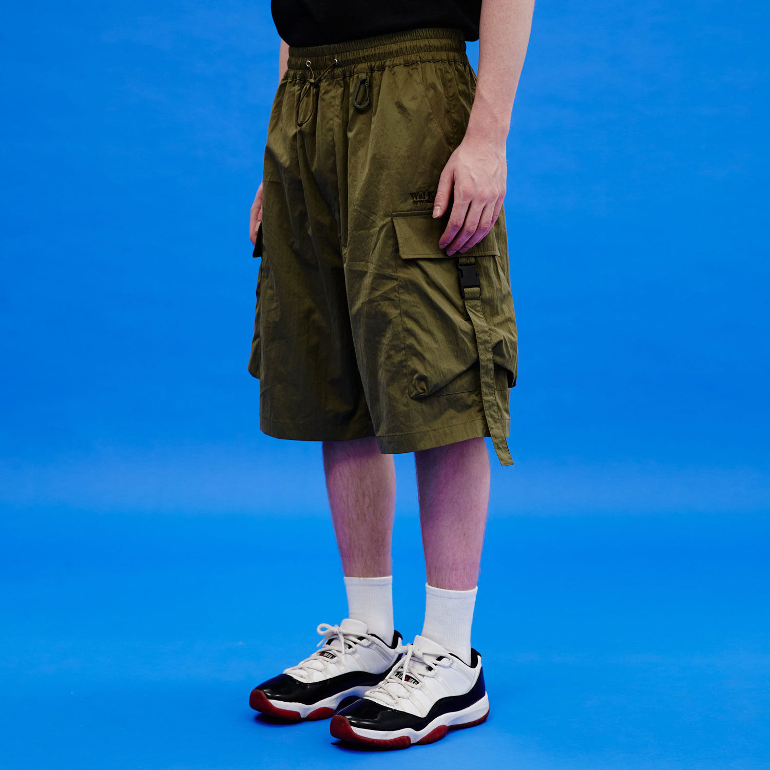 韓國WAIKEI - Big Pocket Banding Cargo Short Pants Khaki 