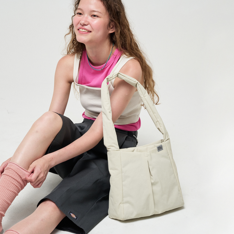 SWEETCH-SHOULDER 001 S Cream