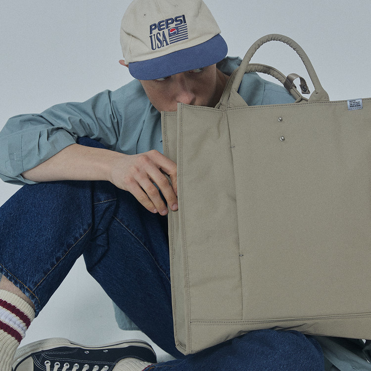 SWEETCH-TOTE BRIEF 002 L Sand