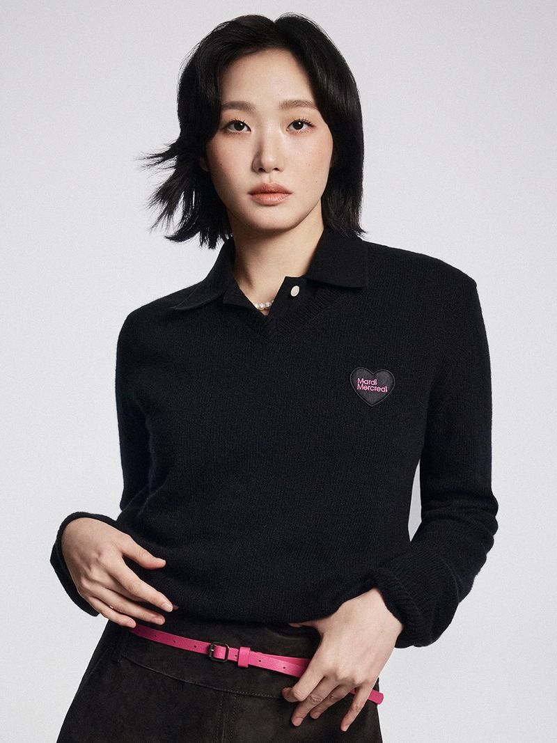 Mardi Mercredi - RACCOON BLENDED V NECK HEART LOGO_BLACK 