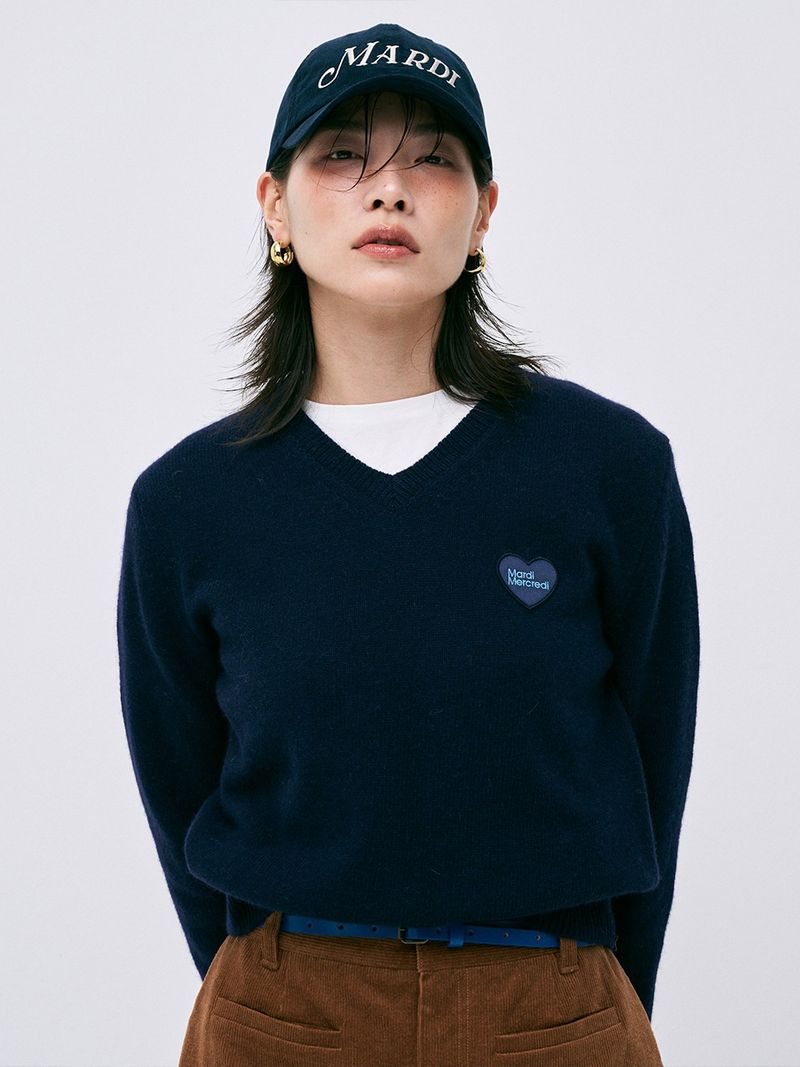Mardi Mercredi - RACCOON BLENDED V NECK HEART LOGO_NAVY 