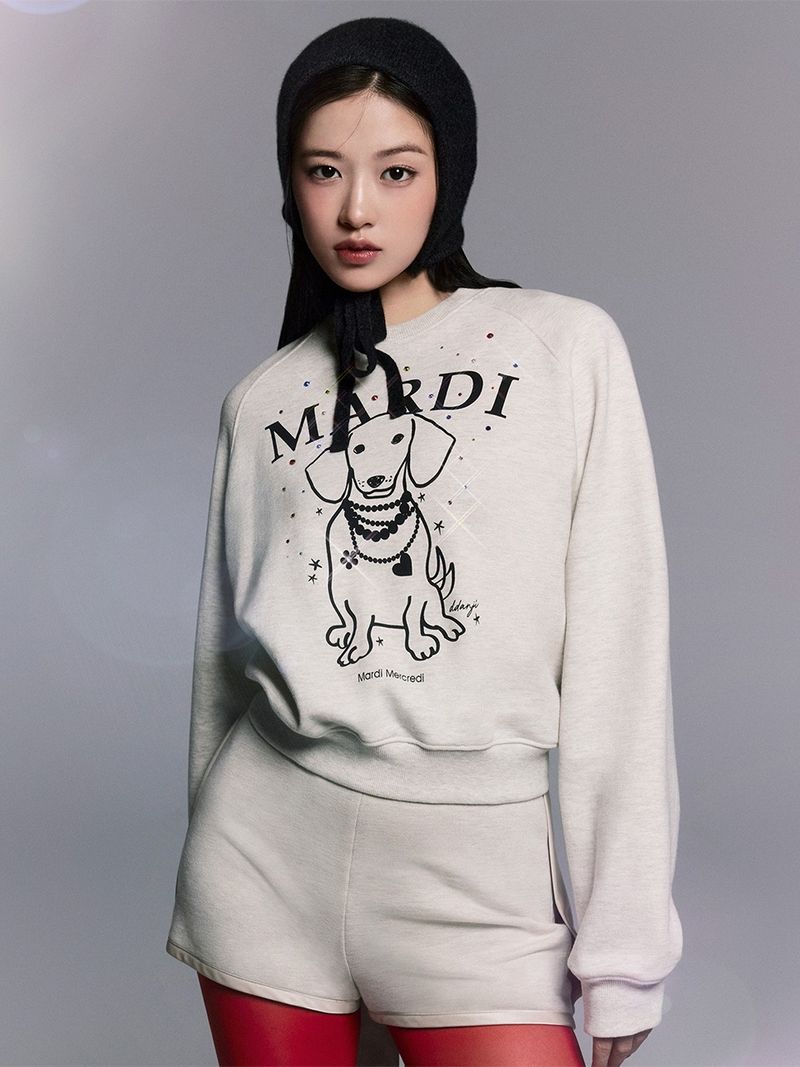 Mardi Mercredi - SWEATSHIRT RAGLAN SWING THE TAIL DDANJI PEARL NECKLACE STONE EMBELLISHED_OATMEAL BLACK