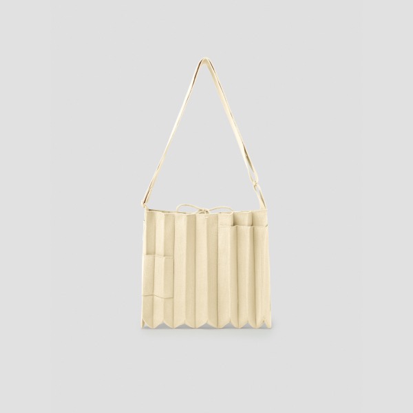 韓國 JOSEPH AND STACEY - Lucky Pleats Knit Pocket Cross Butter