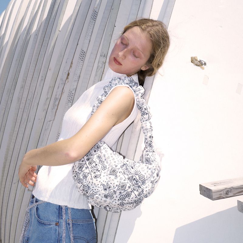 韓國 carlyn - 夏季佩斯利舒適袋 M ♡Carlyn