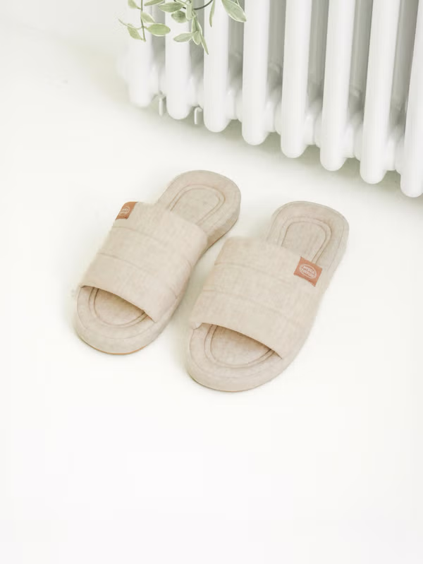 韓國 DAISO - 壓紋開口居家拖鞋♡鞋子