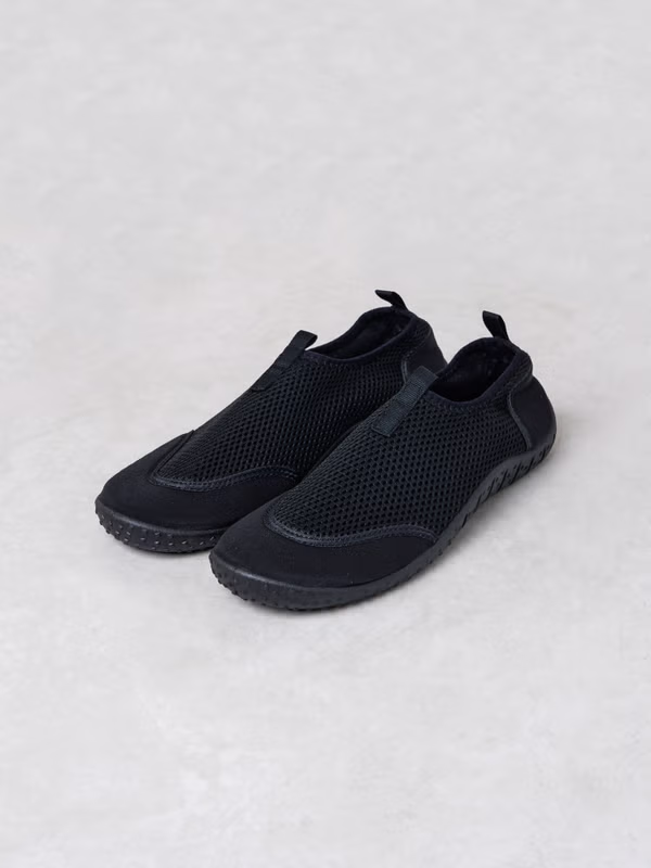 韓國 DAISO - 高級型網眼水鞋黑色♡鞋子