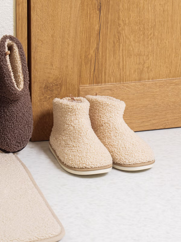 韓國 DAISO - 毛絨防寒靴♡鞋子