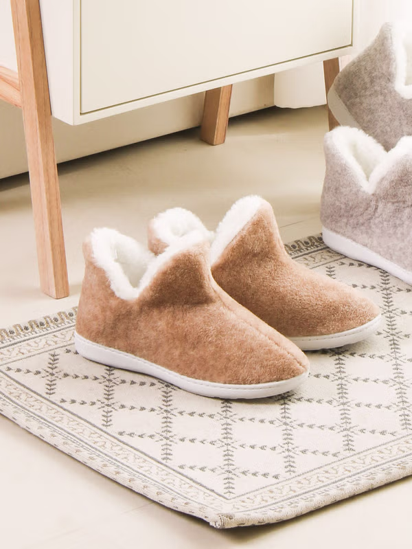 韓國 DAISO - 原裝靴型保暖鞋♡鞋子