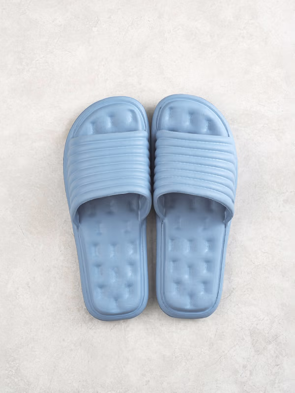韓國 DAISO - EVA凹凸舒適拖鞋藍色♡鞋子