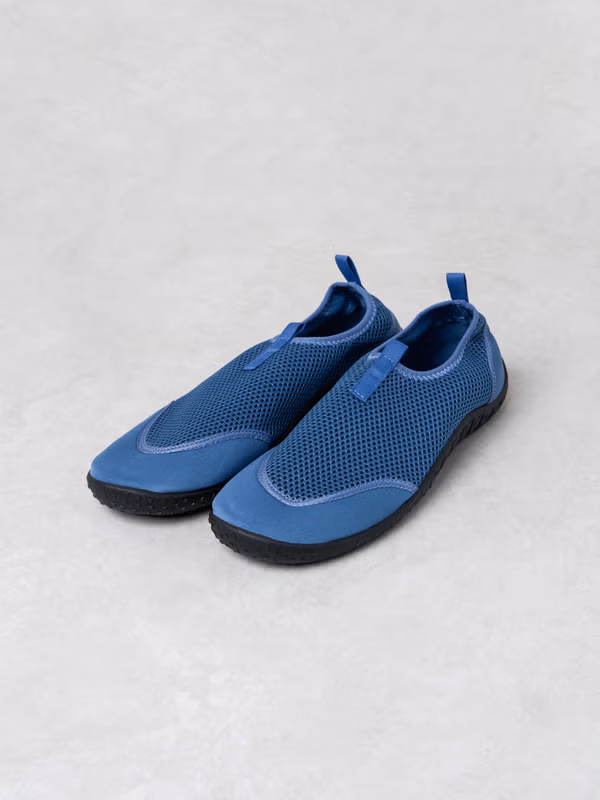 韓國 DAISO - 高級型網眼水鞋海軍藍♡鞋子