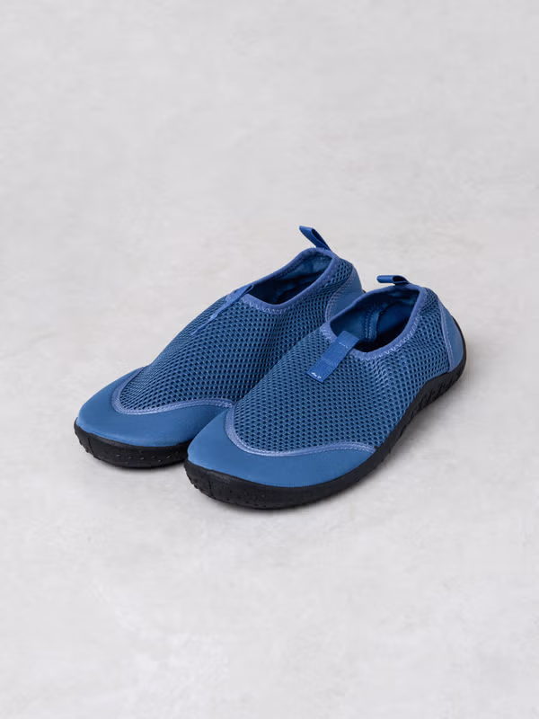 韓國 DAISO - 高級型網眼水鞋海軍藍♡鞋子