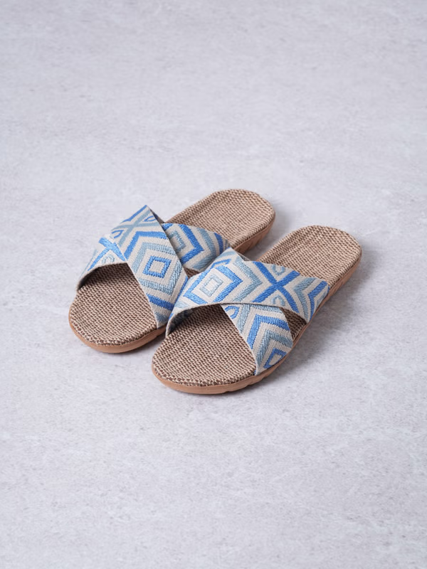 韓國 DAISO - 交叉設計亞麻拖鞋♡鞋子