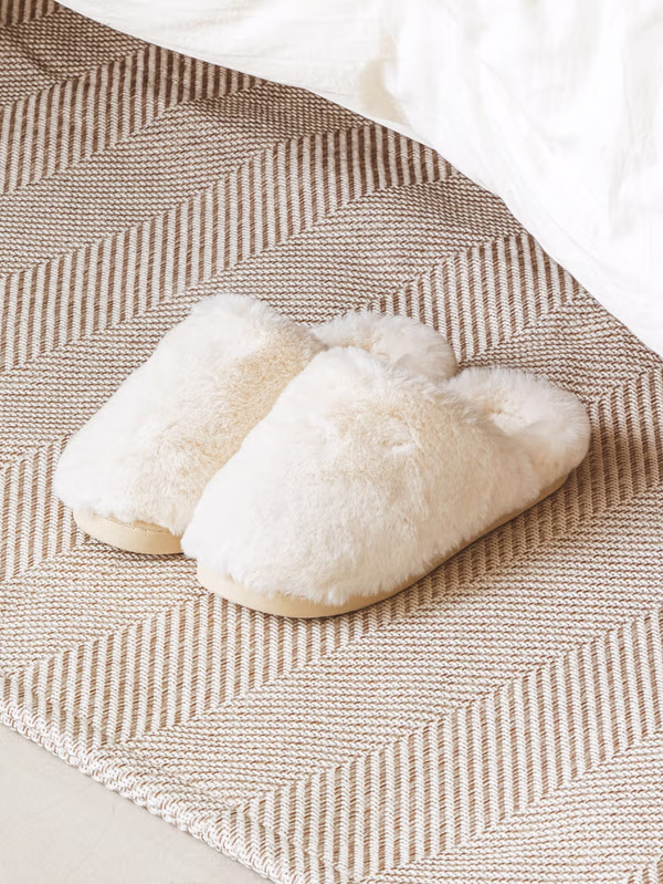 韓國 DAISO - 白色柔軟居家拖鞋♡鞋子