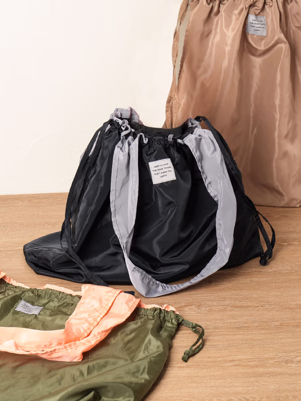 韓國 DAISO - 摺疊雙色袋♡包包