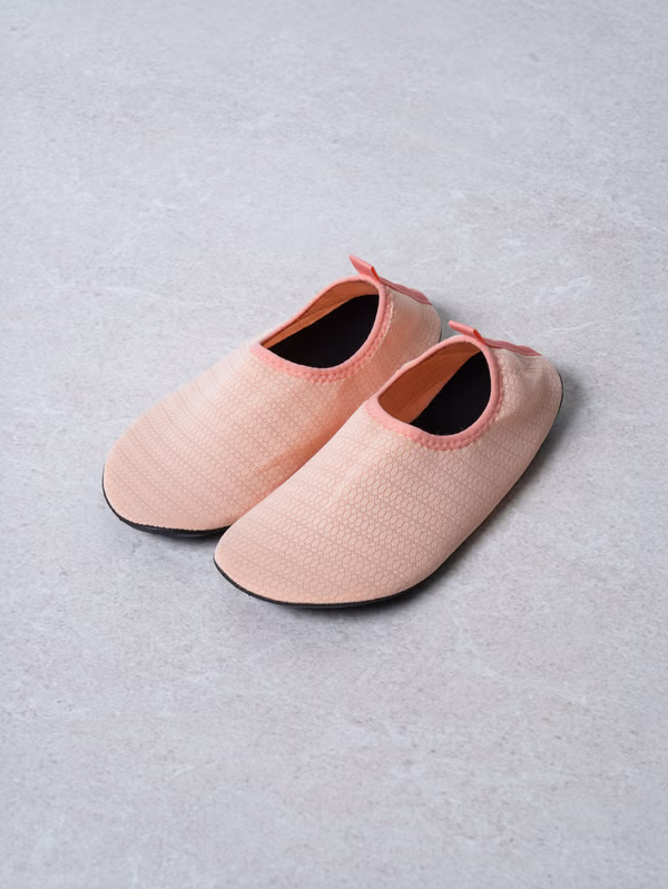 韓國 DAISO - 襪子型網眼水鞋♡鞋子