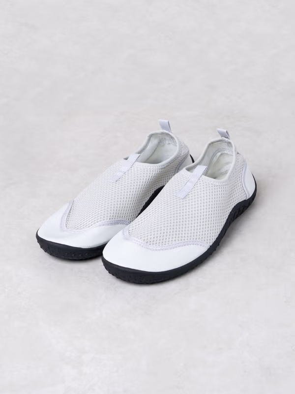 韓國 DAISO - 高級型網眼水鞋灰色♡鞋子