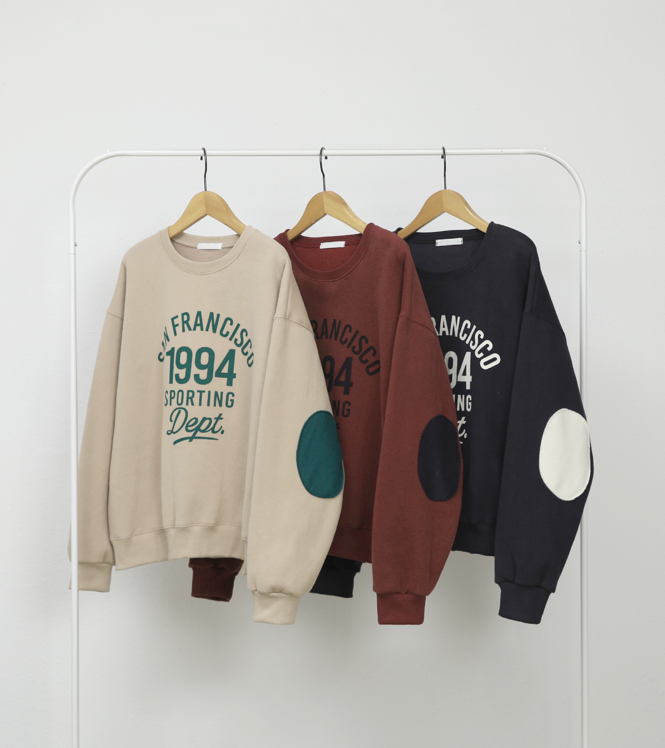 roompacker - 세이프 양기모 패치 맨투맨♡韓國女裝上衣