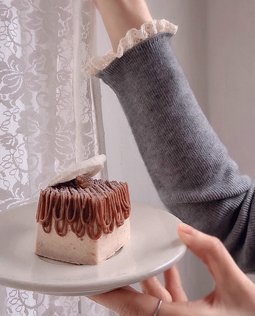 leelin - [[LABEL] 클라이밍 레이스배색 쫀득스판 소프트 반폴라 니트 [size:F(5566)]]♡韓國女裝上衣